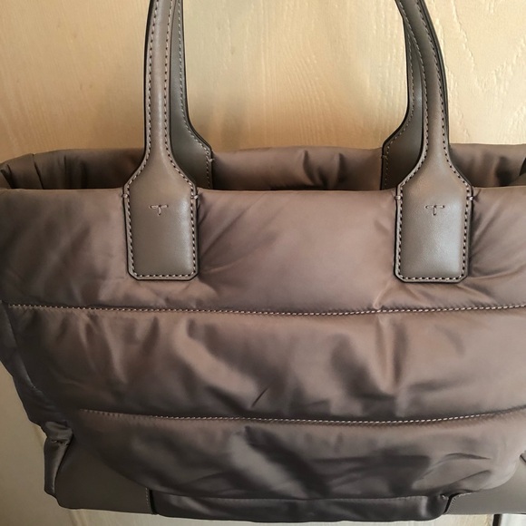 Tory Burch Ella Mini Taupe Puffer Bag. NWOT Approx 13” W x 10” H. Handle drop 8” - Picture 6 of 12